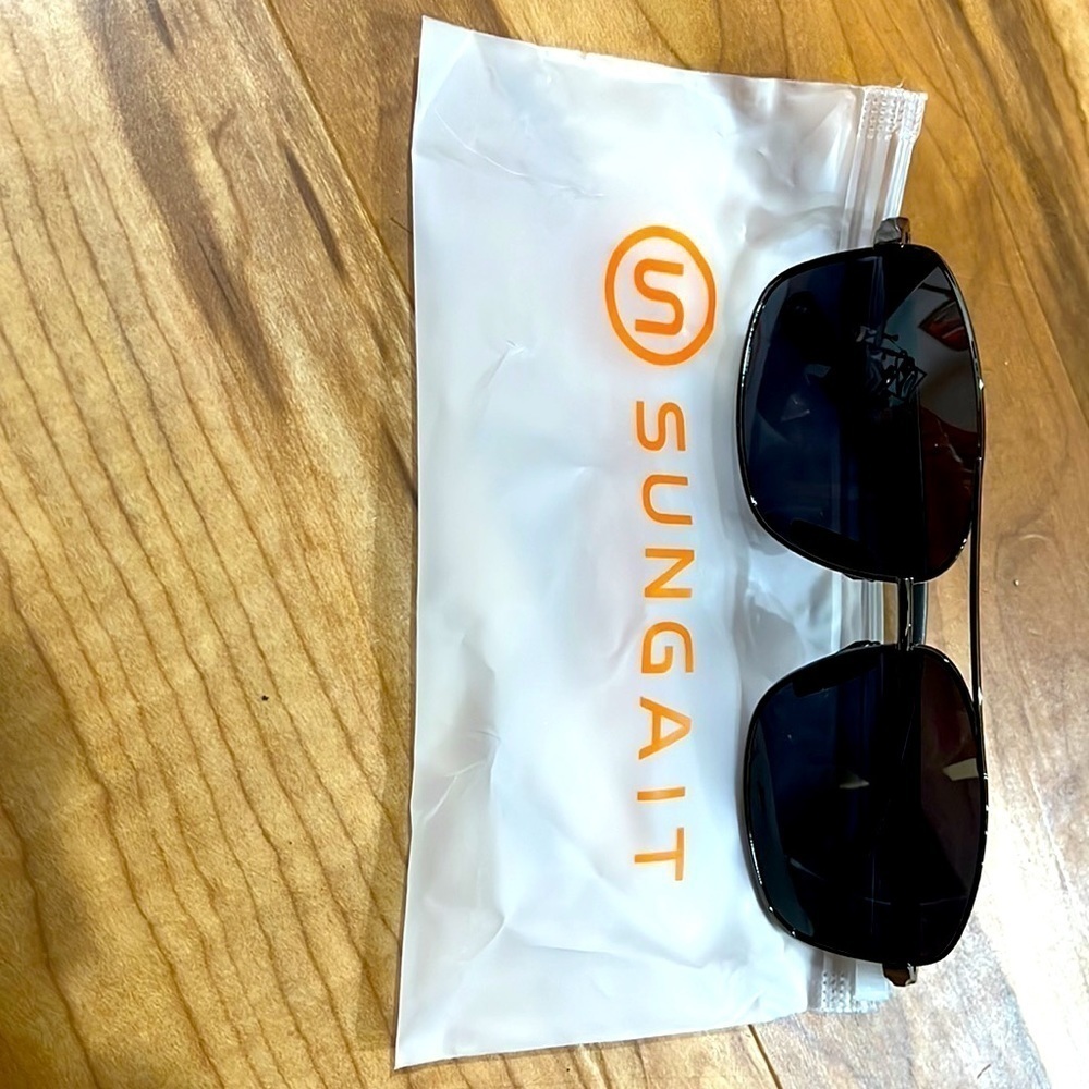 Sumgait aviator sunglasses​​​​​​​​​​ - Picture 2 of 2